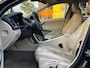 Volvo V60 2.4 D6 AWD Plug-In Hybrid Summum|AUT|XENON|NAVI|LEDER|MEMMORIE