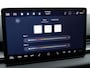 Volkswagen ID.3 Neo Life 50 kWh 170pk | Nu in de showroom | Steunhaak | Achteruitrijcamera | Stoel- en stuurverwarming |