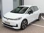 Volkswagen ID.3 Neo Life 50 kWh 170pk | Nu in de showroom | Steunhaak | Achteruitrijcamera | Stoel- en stuurverwarming |