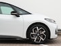 Volkswagen ID.3 Neo Life 50 kWh 170pk | Nu in de showroom | Steunhaak | Achteruitrijcamera | Stoel- en stuurverwarming |