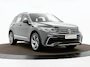 Volkswagen Tiguan 1.4 TSI 245pk DSG eHybrid R-Line Business · Apple/Android Car Play · Wegklapbare Trekhaak · Alarm · Dodehoek Detectie · Stoel-& Stuurverwarming · 19'' Inch ·
