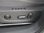 Skoda Enyaq iV 60 First Edition | SoH 93% | Trekhaak | Warmtepomp | Bestuurdersstoel met memory | Stoel- en stuurwielverwarming | LED matrix verlichting | Keyless | 3-zone airco | Dodehoekdetectie |
