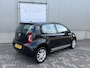 Volkswagen Up! 1.0 Club Edition BlueMotion 2015 / Stoelverwarming / Navigatie / Zwarte dakhemelel / NAP