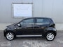 Volkswagen Up! 1.0 Club Edition BlueMotion 2015 / Stoelverwarming / Navigatie / Zwarte dakhemelel / NAP