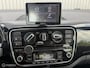 Volkswagen Up! 1.0 Club Edition BlueMotion 2015 / Stoelverwarming / Navigatie / Zwarte dakhemelel / NAP
