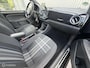 Volkswagen Up! 1.0 Club Edition BlueMotion 2015 / Stoelverwarming / Navigatie / Zwarte dakhemelel / NAP