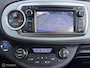 Toyota Yaris 1.5 Full Hybrid Dynamic 2013 Automaat / Camera / Keyless / Trekhaak / 2e eigenaar NAP