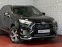 Toyota RAV4 2.5 Plug-in Hybrid AWD 306PK ✅Fabrieksnieuw✅ – direct leverbaar | 1500KG trekgewicht | Head-up | 360° camera | LED | Elektr. klep | Stoelverw PHEV PLUG IN