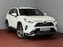 Toyota RAV4 2.5 PHEV AWD 306PK ✅gloednieuw ✅ | Trekgew. 1500KG | Head-up display | Camera | Full LED | Elektrische achterklep | Stuur/Stoelverwarming voor+achter PHEV PLUG IN