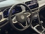 Volkswagen T-Roc Cabrio TSI VIR.COCKPIT CARPLAY NAVI IQ.LED STOEL/STUUR.VERW DAB ADAP.CRUISE ✅Top Auto's Wijchen. 30 Jaar Specialist in Volkswagen : Alle Type's : R-Line Edition / Style / First Edition / Highline / Life , Zowel PHEV / HEV / MHEV / Benzine ✅