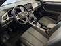 Volkswagen T-Roc Cabrio TSI VIR.COCKPIT CARPLAY NAVI IQ.LED STOEL/STUUR.VERW DAB ADAP.CRUISE ✅Top Auto's Wijchen. 30 Jaar Specialist in Volkswagen : Alle Type's : R-Line Edition / Style / First Edition / Highline / Life , Zowel PHEV / HEV / MHEV / Benzine ✅