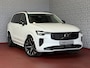 Volvo XC90 2.0 T8 456 PK12/25 Bowers & Wilkins LUCHTVERING AWD 7P ULTRA DARK SCHUIFDAK ELEK.TREKHAAK SCHUIFDAK 21''LMV STOEL/STUUR.VERW PANORAMA STANDKACHEL HEADUP ✅Top Auto's Wijchen✅ 170 Nieuwe en bijna nieuwe Auto's met : Benzine / PHEV / Plug in hybrid / Hybrid / Mild hybrid / HEV / Keuze uit Plus / /Ultra/ Bright / Dark / Black Edition /