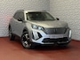 Peugeot 2008 1.2 HYBRID 145e ALLURE CARPLAY I-COCKPIT PEUGEOT NAVI 360.CAMERA ADAP.CRUISE ✅Top Auto's Wijchen , 30 Jaar Specialist in Peugeot : Alle Type's : Style / GT / GT-Line / Allure / Business / Active / Zowel PHEV / HEV / MHEV / Benzine ✅