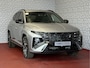 Hyundai Tucson .6 T-GDI PHEV N-LINE NIEUW 360CAM ELEK.KLEP MEMORY STOEL VERWARMD/KOELING SUBWFR 19" LMV ZWARTE HEMEL STUURVERW. PLUG IN HYBRIDE