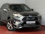Toyota RAV4 2.5 PHEV AWD 306PK ✅gloednieuw ✅ | Trekgew. 1500KG | Head-up display | Camera | Full LED | Elektrische achterklep | Stuur/Stoelverwarming voor+achter PHEV PLUG IN
