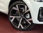Volvo XC60 456PK 2.0 T8 456PK AWD ULTRA ! BLACK EDITION STOEL/STUUR.VER. 22''LMV PANO HEADUP HARMAN KARDON