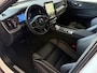 Volvo XC60 456PK 2.0 T8 456PK AWD ULTRA ! BLACK EDITION STOEL/STUUR.VER. 22''LMV PANO HEADUP HARMAN KARDON