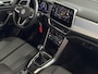 Volkswagen T-Roc Cabrio TSI 110 PK NAVI IQ.LED STOEL/STUUR.VERW DAB ADAP.CRUISE VIR.COCKPIT CARPLAY ✅Top Auto's Wijchen. 30 Jaar Specialist in Volkswagen : Alle Type's : R-Line Edition / Style / First Edition / Highline / Life , Zowel PHEV / HEV / MHEV / Benzine ✅