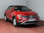Volkswagen T-Roc Cabrio TSI 110 PK NAVI IQ.LED STOEL/STUUR.VERW DAB ADAP.CRUISE VIR.COCKPIT CARPLAY ✅Top Auto's Wijchen. 30 Jaar Specialist in Volkswagen : Alle Type's : R-Line Edition / Style / First Edition / Highline / Life , Zowel PHEV / HEV / MHEV / Benzine ✅
