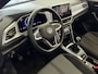 Volkswagen T-Roc Cabrio TSI 110 PK NAVI IQ.LED STOEL/STUUR.VERW DAB ADAP.CRUISE VIR.COCKPIT CARPLAY ✅Top Auto's Wijchen. 30 Jaar Specialist in Volkswagen : Alle Type's : R-Line Edition / Style / First Edition / Highline / Life , Zowel PHEV / HEV / MHEV / Benzine ✅