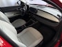 Fiat 600 1.2 HYBRID LA PRIMA CAMERA CARPLAY ADAP.CRUISE STOELVERW. ELEK.KLEP LEER MASSAGE ELEK.STOEL 18''LMV ✅ Top Auto Fiat Wijchen , 30 Jaar ervaring in Fiat , Wij leveren de : Icon / La Prima / Pop / Sport . Urban / Benzine / Hybrid . Met Fabrieksgarantie ✅