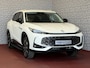 MG MG HS PHEV 1.5 TGDI LUXURY PHEV PLUG-IN HYBRIDE | LEER | 272PK NIEUWE AUTO | >1.000 KM TOTAAL BEREIK | 360° CAMERA | ELEKTRISCHE ACHTERKLEP | STOEL/STUUR. VERWARMING | FULL LED | ELEKTRISCHE S