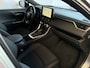 Toyota RAV4 2.5 PHEV AWD 306PK ✅gloednieuw ✅ | Trekgew. 1500KG | Head-up display | Camera | Full LED | Elektrische achterklep | Stuur/Stoelverwarming voor+achter PHEV PLUG IN