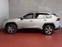 Toyota RAV4 2.5 PHEV AWD 306PK ✅gloednieuw ✅ | Trekgew. 1500KG | Head-up display | Camera | Full LED | Elektrische achterklep | Stuur/Stoelverwarming voor+achter PHEV PLUG IN