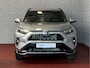 Toyota RAV4 2.5 PHEV AWD 306PK ✅gloednieuw ✅ | Trekgew. 1500KG | Head-up display | Camera | Full LED | Elektrische achterklep | Stuur/Stoelverwarming voor+achter PHEV PLUG IN