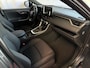 Toyota RAV4 2.5 PHEV AWD 306PK ✅gloednieuw ✅ | Trekgew. 1500KG | Head-up display | Camera | Full LED | Elektrische achterklep | Stuur/Stoelverwarming voor+achter PHEV PLUG IN