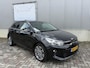 Kia Rio 1.0 TGDI 120PK Platinum / Schuifdak / Leer / Carplay / Stoel+Stuurverwarming / Camera / DAB+ / NAP