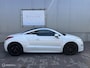Peugeot RCZ 1.6 THP 2012 Wit Metallic / Leer / Stoelverwarming / PDC / 19” / Navigatie / NAP