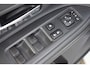 Mitsubishi Outlander 2.0 PHEV instyle+ | Trekhaak | Leder | Camera | Navigatie | Schuif-/Kanteldak | Adaptive Cruise |