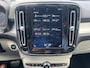 Volvo XC40 T4 Momentum Pro | Vos geleverd en onderhouden| Trekhaak | Harman Kardon |