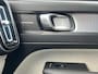 Volvo XC40 T4 Momentum Pro | Vos geleverd en onderhouden| Trekhaak | Harman Kardon |