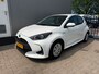 Toyota Yaris 1.5 Hybrid Active / 49.000 KM / 1E EIGENAAR / APPLE CARPLAY/ NL-AUTO / ACHTERUITRIJCAMERA/ECC/CRUISE CONTROL/TREKHAAK