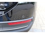 Volkswagen Passat Variant 1.5 eHybrid Elegance Business 272 Pk | Incl. 12 maanden Garantie | Stoelmassage | Stoelverwarming/ventilatie | Head-Up Display | Keyless entry/start | 360° Camera | Elektrisch wegklapbare trekhaak | Elektrische kofferbak | Sfeerverlichting | Elektrisch verstelbare stoelen met memory | Achterbank verwarmd | Adaptive cruise controle | Draadloze telefoonlader | Apple CarPlay/Android Auto | Navigatie | Climate controle |