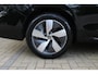 Volkswagen Passat Variant 1.5 eHybrid Elegance Business 272 Pk | Incl. 12 maanden Garantie | Stoelmassage | Stoelverwarming/ventilatie | Head-Up Display | Keyless entry/start | 360° Camera | Elektrisch wegklapbare trekhaak | Elektrische kofferbak | Sfeerverlichting | Elektrisch verstelbare stoelen met memory | Achterbank verwarmd | Adaptive cruise controle | Draadloze telefoonlader | Apple CarPlay/Android Auto | Navigatie | Climate controle |