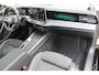 Volkswagen Passat Variant 1.5 eHybrid Elegance Business 272 Pk | Incl. 12 maanden Garantie | Stoelmassage | Stoelverwarming/ventilatie | Head-Up Display | Keyless entry/start | 360° Camera | Elektrisch wegklapbare trekhaak | Elektrische kofferbak | Sfeerverlichting | Elektrisch verstelbare stoelen met memory | Achterbank verwarmd | Adaptive cruise controle | Draadloze telefoonlader | Apple CarPlay/Android Auto | Navigatie | Climate controle |