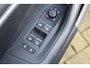 Volkswagen Passat Variant 1.5 eHybrid Elegance Business 272 Pk | Incl. 12 maanden Garantie | Stoelmassage | Stoelverwarming/ventilatie | Head-Up Display | Keyless entry/start | 360° Camera | Elektrisch wegklapbare trekhaak | Elektrische kofferbak | Sfeerverlichting | Elektrisch verstelbare stoelen met memory | Achterbank verwarmd | Adaptive cruise controle | Draadloze telefoonlader | Apple CarPlay/Android Auto | Navigatie | Climate controle |