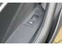 Volkswagen Passat Variant 1.5 eHybrid Elegance Business 272 Pk | Incl. 12 maanden Garantie | Stoelmassage | Stoelverwarming/ventilatie | Head-Up Display | Keyless entry/start | 360° Camera | Elektrisch wegklapbare trekhaak | Elektrische kofferbak | Sfeerverlichting | Elektrisch verstelbare stoelen met memory | Achterbank verwarmd | Adaptive cruise controle | Draadloze telefoonlader | Apple CarPlay/Android Auto | Navigatie | Climate controle |