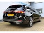 Volkswagen Passat Variant 1.5 eHybrid Elegance Business 272 Pk | Incl. 12 maanden Garantie | Stoelmassage | Stoelverwarming/ventilatie | Head-Up Display | Keyless entry/start | 360° Camera | Elektrisch wegklapbare trekhaak | Elektrische kofferbak | Sfeerverlichting | Elektrisch verstelbare stoelen met memory | Achterbank verwarmd | Adaptive cruise controle | Draadloze telefoonlader | Apple CarPlay/Android Auto | Navigatie | Climate controle |