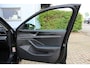 Volkswagen Passat Variant 1.5 eHybrid Elegance Business 272 Pk | Incl. 12 maanden Garantie | Stoelmassage | Stoelverwarming/ventilatie | Head-Up Display | Keyless entry/start | 360° Camera | Elektrisch wegklapbare trekhaak | Elektrische kofferbak | Sfeerverlichting | Elektrisch verstelbare stoelen met memory | Achterbank verwarmd | Adaptive cruise controle | Draadloze telefoonlader | Apple CarPlay/Android Auto | Navigatie | Climate controle |