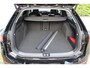 Volkswagen Passat Variant 1.5 eHybrid Elegance Business 272 Pk | Incl. 12 maanden Garantie | Stoelmassage | Stoelverwarming/ventilatie | Head-Up Display | Keyless entry/start | 360° Camera | Elektrisch wegklapbare trekhaak | Elektrische kofferbak | Sfeerverlichting | Elektrisch verstelbare stoelen met memory | Achterbank verwarmd | Adaptive cruise controle | Draadloze telefoonlader | Apple CarPlay/Android Auto | Navigatie | Climate controle |