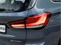 BMW X1 sDrive20i xLine - Pano - Trekhaak - Head-Up - Camera