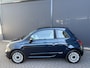 Fiat 500 1.0 Hybrid Lounge Panoramadak - Airco - Bluetooth - Cruise control - Parkeersensor achter - Licht metalen velgen 15 inch - Mistlampen voor - Stuur multifunctioneel - Radio - Start/stop systeem - Elektrische ramen