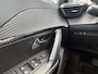 Peugeot e-2008 EV Allure Première 50 kWh | SOH 90% | 360 Camera | CarPlay | Navigatie | Stoelverwarming | 1e Eigenaar | Incl. BTW