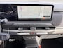 Kia EV3 GT-Line Business Edition 81.4 kWh | Rijdende Demo! | Draadloos Apple Carplay / Android Auto | Navigatiesysteem | Stoel + Stuurverwarming | Licht + Regensensor | Elektrisch Verstelbare Bestuurdersstoel | Cruise Control Adaptief | Dodehoekdetectie | 19"Lichtmetalen Velgen | Rijstrooksensor + Correctie