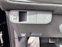 Kia EV3 GT-Line Business Edition 81.4 kWh | Rijdende Demo! | Draadloos Apple Carplay / Android Auto | Navigatiesysteem | Stoel + Stuurverwarming | Licht + Regensensor | Elektrisch Verstelbare Bestuurdersstoel | Cruise Control Adaptief | Dodehoekdetectie | 19"Lichtmetalen Velgen | Rijstrooksensor + Correctie
