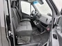 Mercedes-Benz Sprinter 317 CDI L2H2 Select Geveerde stoel Navigatie Parkeerpakket Stoelverwarming Betimmering Trekhaak 24 maanden Mercedes Certified garantie